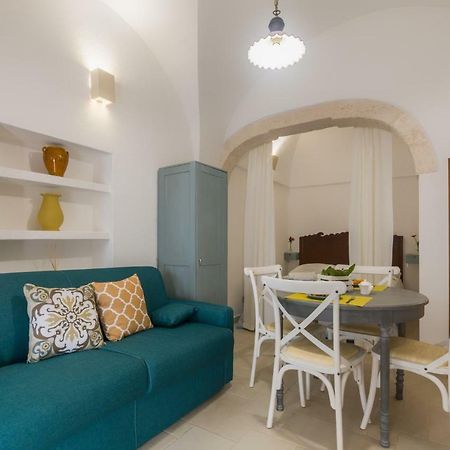 Dimora Zafferano - Guest House Ostuni Buitenkant foto
