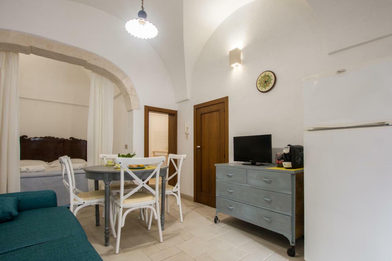 Dimora Zafferano - Guest House Ostuni Buitenkant foto